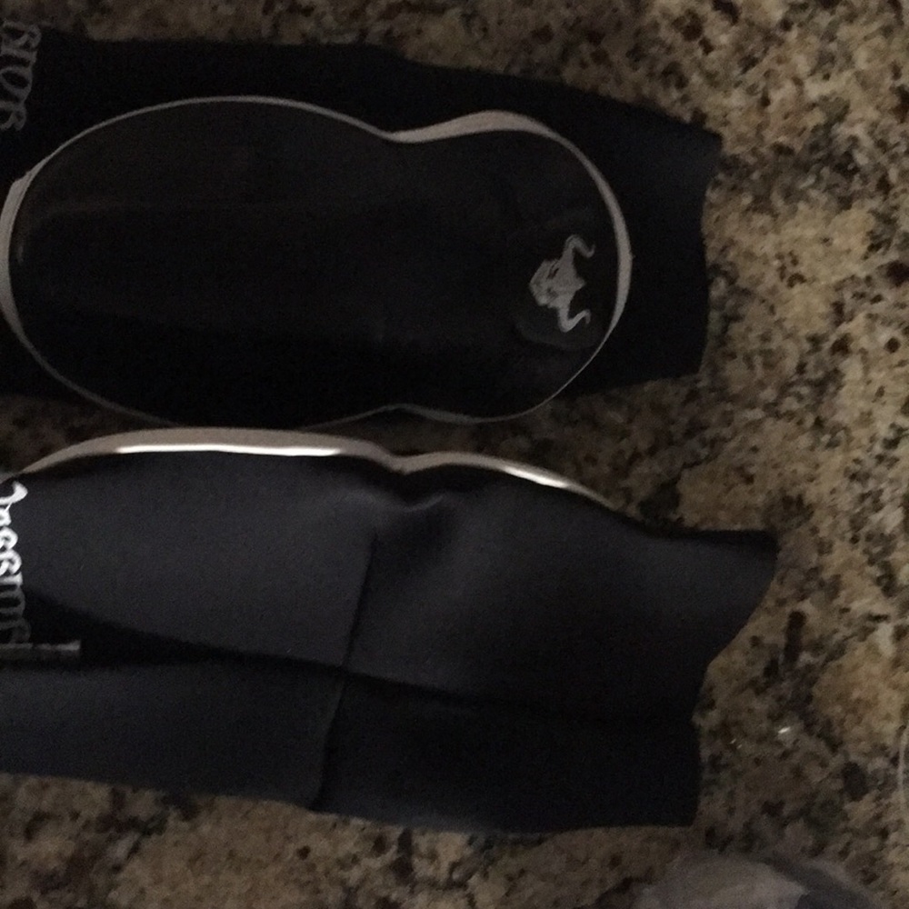 Warrior International Elbow Pads